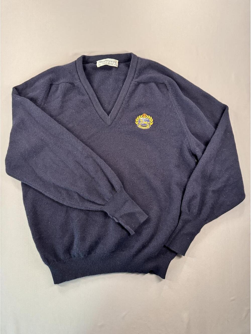Vintage Burberrys | Small | Lambswool Navy V-Neck Sweater